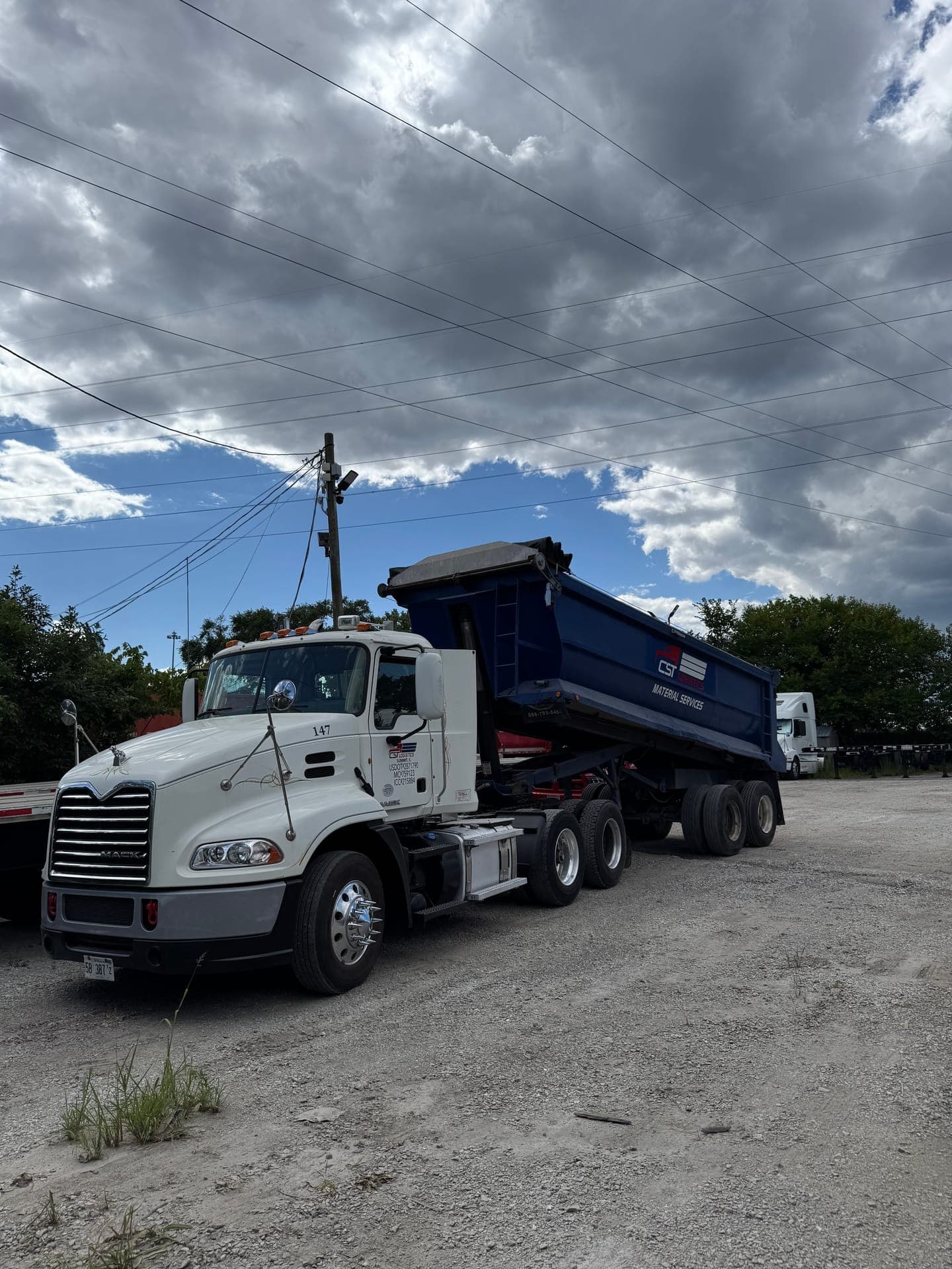 CST Logistics is hiring CDL drivers